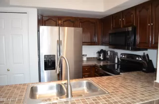 Photo #5: 6220464 Listing