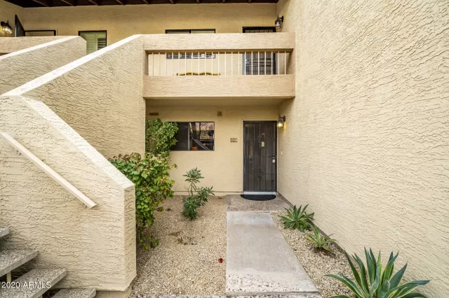 MLS: 6220549 Condo For Sale