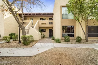 Photo #6: 6220549 Listing