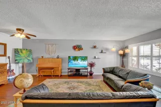 Photo #2: 6220870 Listing 