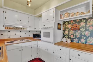 Photo #6: 6220870 Listing 