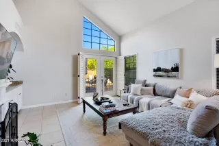 Photo #3: 6220935 Listing 