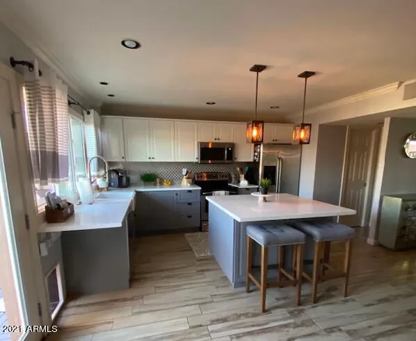 MLS: 6220965 Condo For Sale