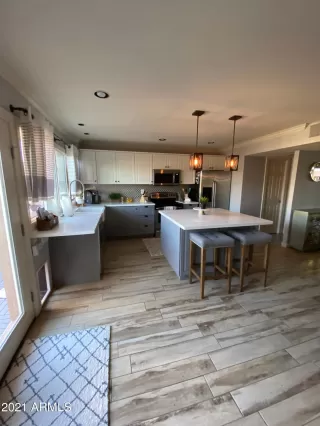 Photo #1: 6220965 Listing