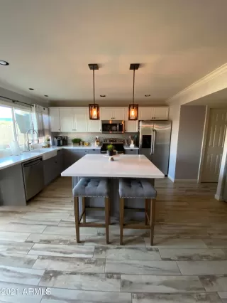 Photo #3: 6220965 Listing
