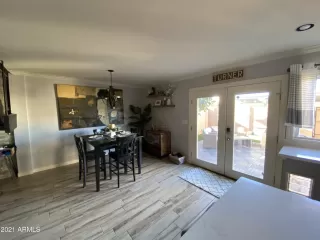 Photo #6: 6220965 Listing