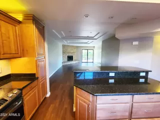 Photo #1: 6221009 Listing 