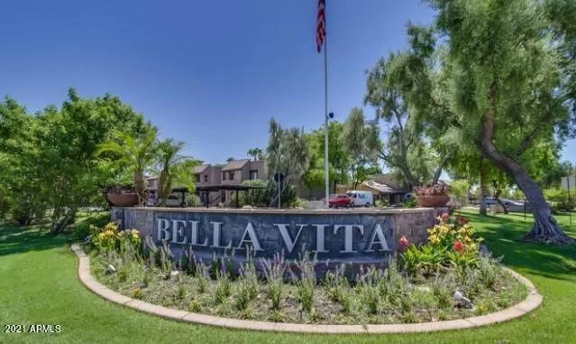 MLS: 6221026 Condo For Sale