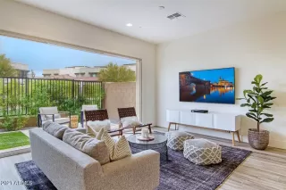 Photo #3: 6221183 Listing 