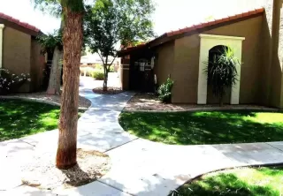 Photo #2: 6221333 Listing