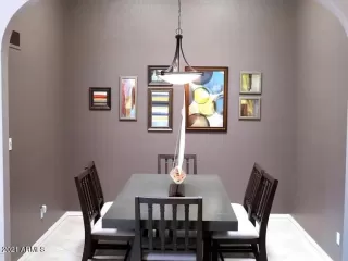 Photo #6: 6221333 Listing