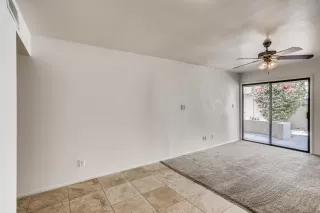 Photo #4: 6221534 Listing