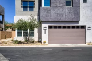 Photo #6: 6221544 Listing