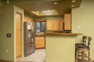 Photo #2: 6221734 Listing