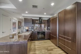 Photo #3: 6221768 Listing