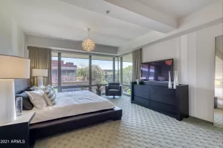 Photo #5: 6221768 Listing