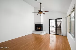 Photo #5: 6221806 Listing 