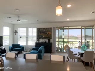 Photo #4: 6221842 Listing