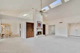 Photo #2: 6221883 Listing