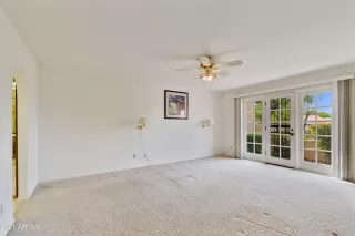 Photo #4: 6221883 Listing