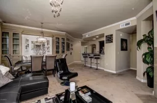 Photo #3: 6221996 Listing