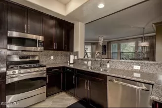 Photo #5: 6221996 Listing