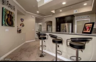 Photo #6: 6221996 Listing