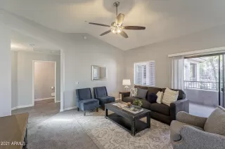 Photo #3: 6222036 Listing 