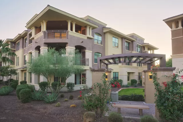 MLS: 6222102 Condo For Sale