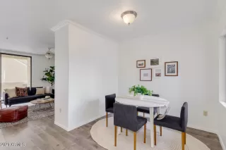 Photo #5: 6222140 Listing