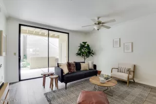 Photo #6: 6222140 Listing