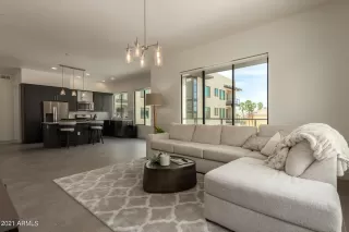 Photo #4: 6222326 Listing