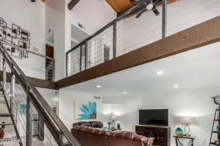 Photo #1: 6222435 Listing