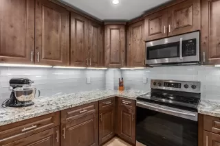 Photo #2: 6222539 Listing 