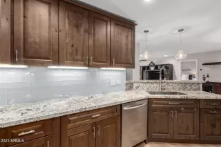 Photo #3: 6222539 Listing 