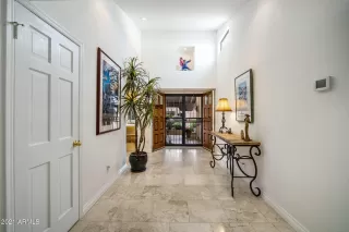 Photo #3: 6222560 Listing
