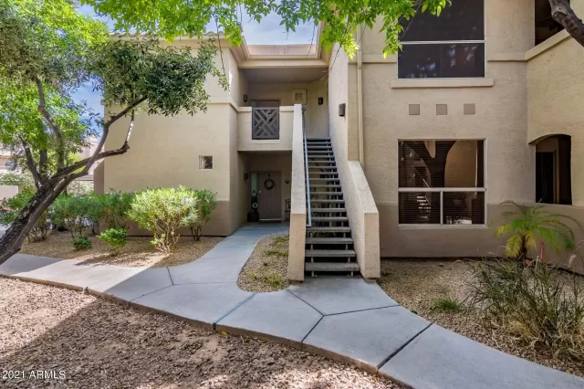 MLS: 6222606 Condo For Sale