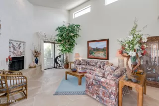 Photo #5: 6222855 Listing