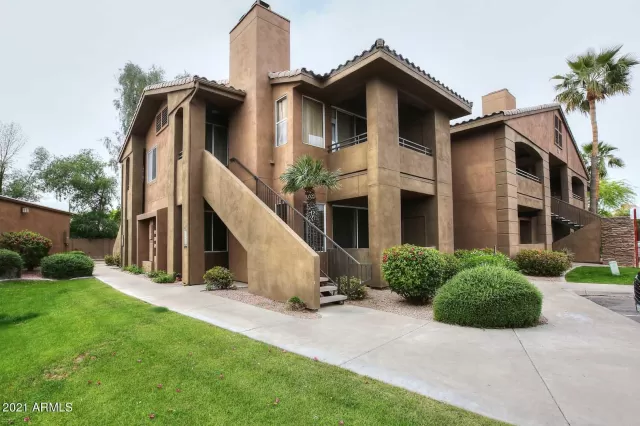 MLS: 6223029 Condo For Sale