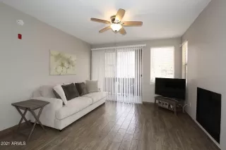 Photo #4: 6223029 Listing