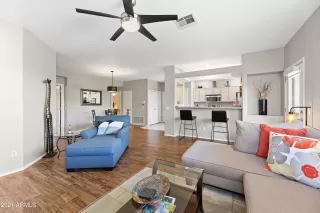 Photo #5: 6223108 Listing