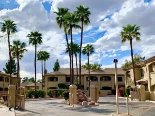 Photo #2: 6223136 Listing 