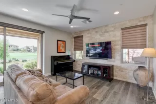 Photo #3: 6223189 Listing