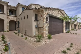 Photo #1: 6223211 Listing 