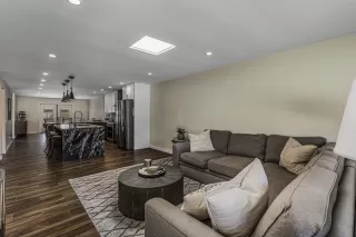 Photo #2: 6223220 Listing 