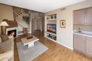 Photo #6: 6223256 Listing