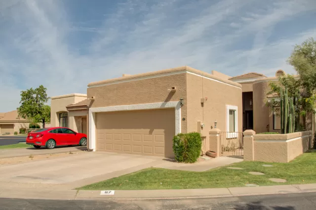 MLS: 6223263 Condo For Sale