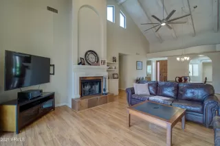 Photo #5: 6223263 Listing