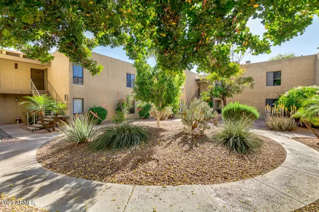 MLS: 6223325 Condo For Sale