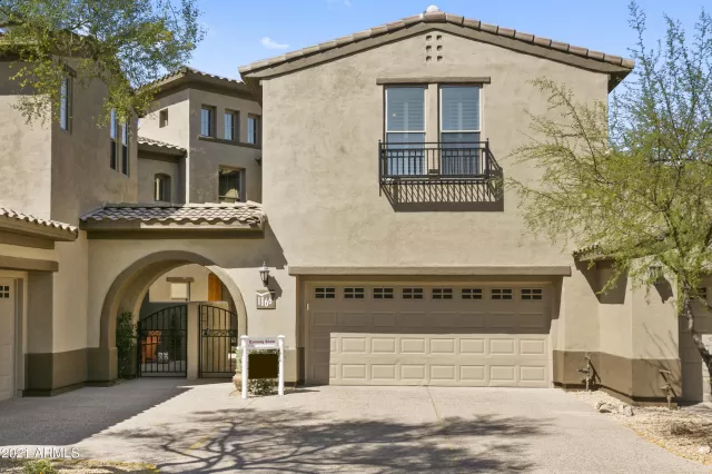 MLS: 6223619 Condo For Sale